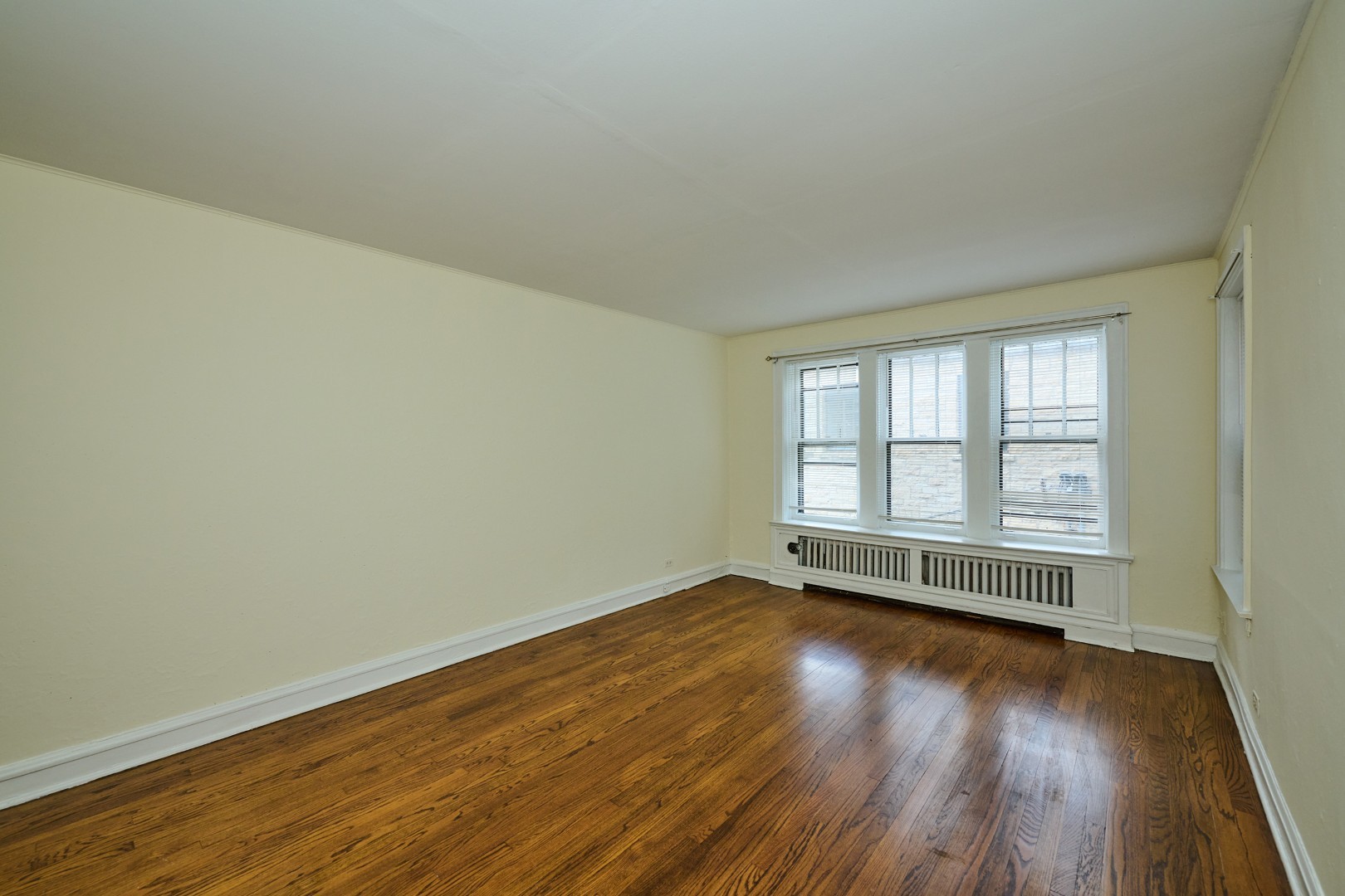 1112 Grove Street 2C