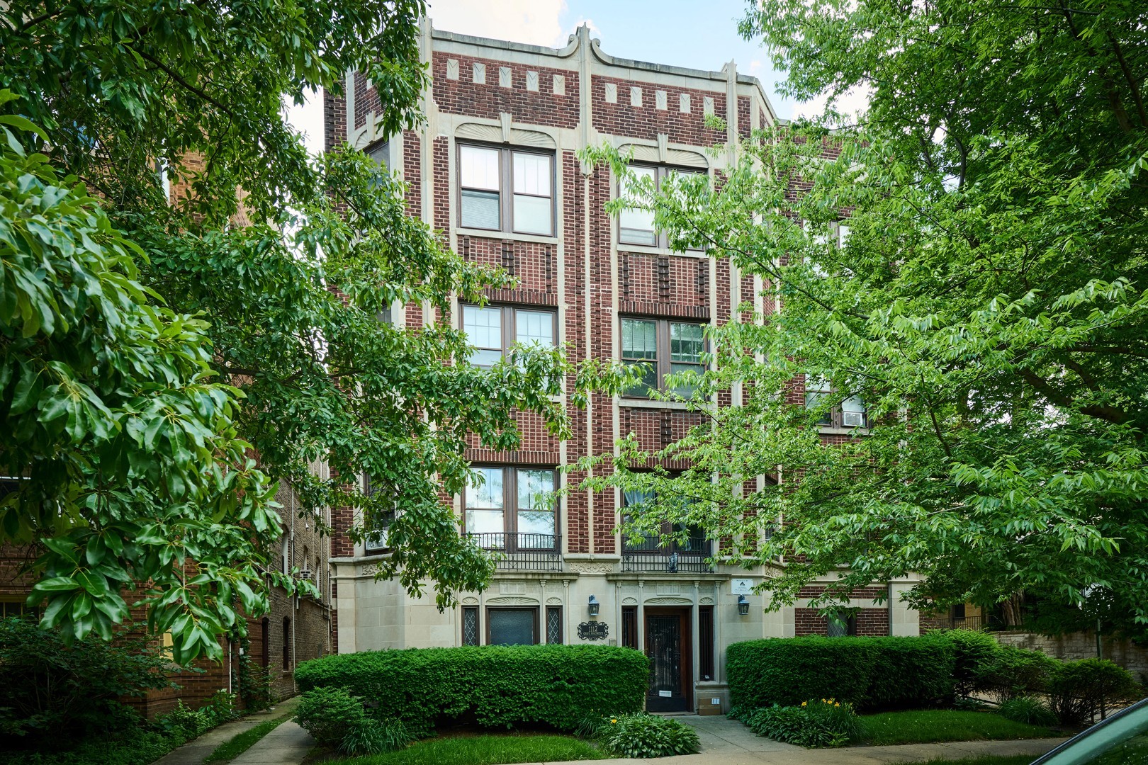 1112 Grove Street 2C