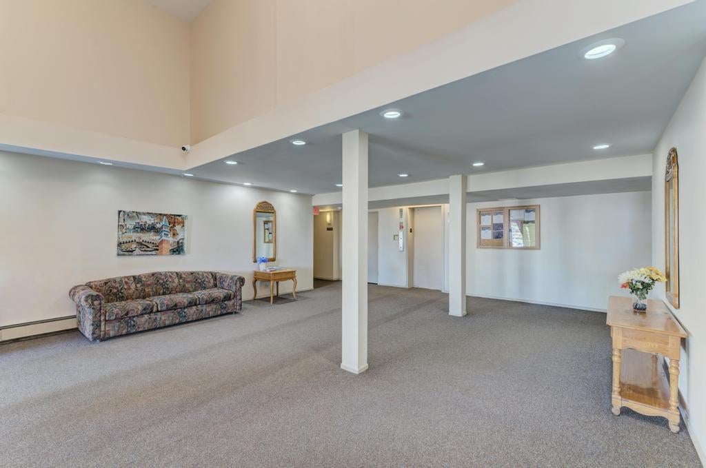 1475 Rebecca Drive 418