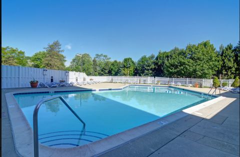 Tiny photo for 6340 Americana Drive #903, Willowbrook, IL 60527 (MLS # 12557850)