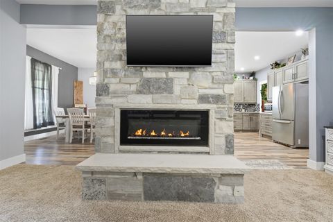 Tiny photo for 319 W Moulton Street, Pontiac, IL 61764 (MLS # 12464983)