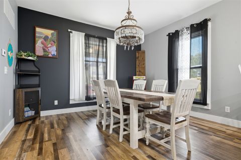 Tiny photo for 319 W Moulton Street, Pontiac, IL 61764 (MLS # 12464983)