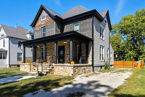 Tiny photo for 319 W Moulton Street, Pontiac, IL 61764 (MLS # 12464983)