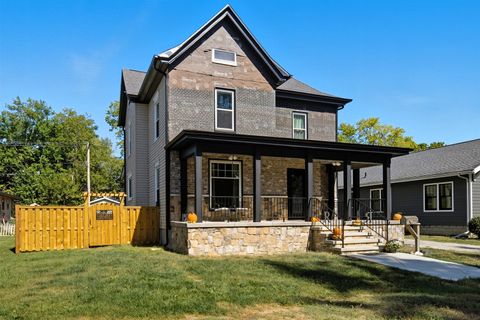 Tiny photo for 319 W Moulton Street, Pontiac, IL 61764 (MLS # 12464983)