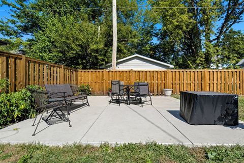 Tiny photo for 319 W Moulton Street, Pontiac, IL 61764 (MLS # 12464983)