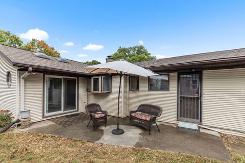 Tiny photo for 1514 Belmont Boulevard, Rockford, IL 61103 (MLS # 12493874)