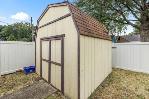 Tiny photo for 1514 Belmont Boulevard, Rockford, IL 61103 (MLS # 12493874)
