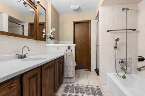 Tiny photo for 1514 Belmont Boulevard, Rockford, IL 61103 (MLS # 12493874)
