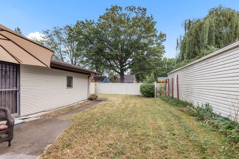 Tiny photo for 1514 Belmont Boulevard, Rockford, IL 61103 (MLS # 12493874)