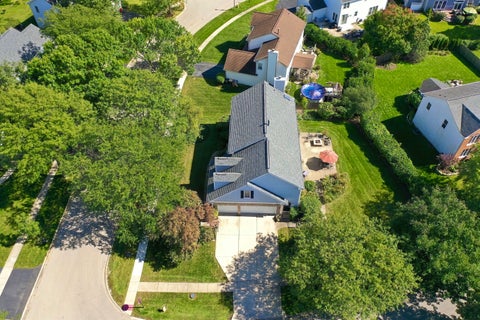 Tiny photo for 813 Walton Lane, Grayslake, IL 60030 (MLS # 12774122)