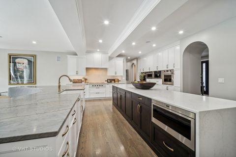 Tiny photo for 5521 Churchill Lane, Libertyville, IL 60048 (MLS # 12539309)