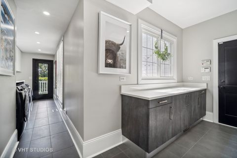 Tiny photo for 5521 Churchill Lane, Libertyville, IL 60048 (MLS # 12539309)