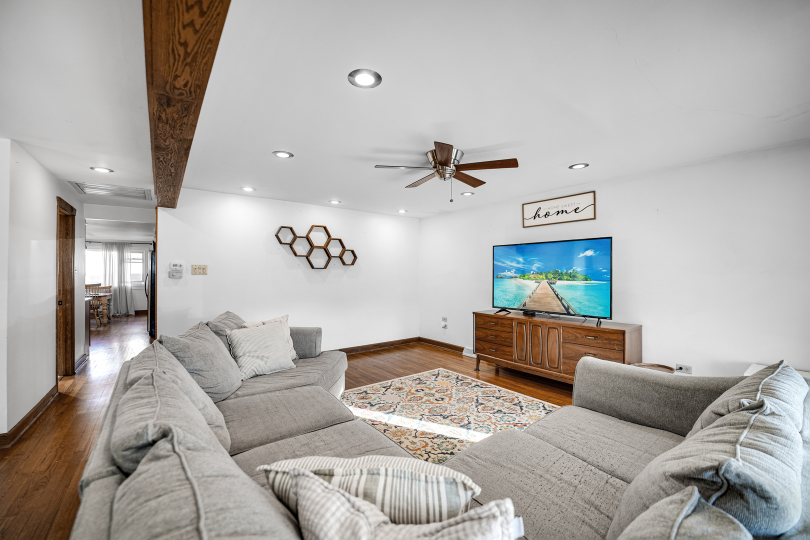 12937 S Baltimore Avenue