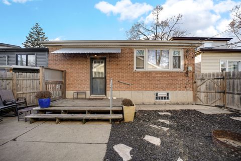 Tiny photo for 12937 S Baltimore Avenue, Chicago, IL 60633 (MLS # 12573329)