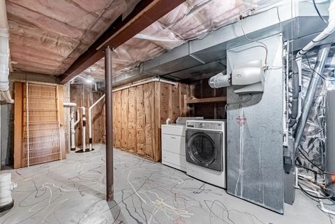 Tiny photo for 187 Hilltop Drive, Lake In The Hills, IL 60156 (MLS # 12582550)