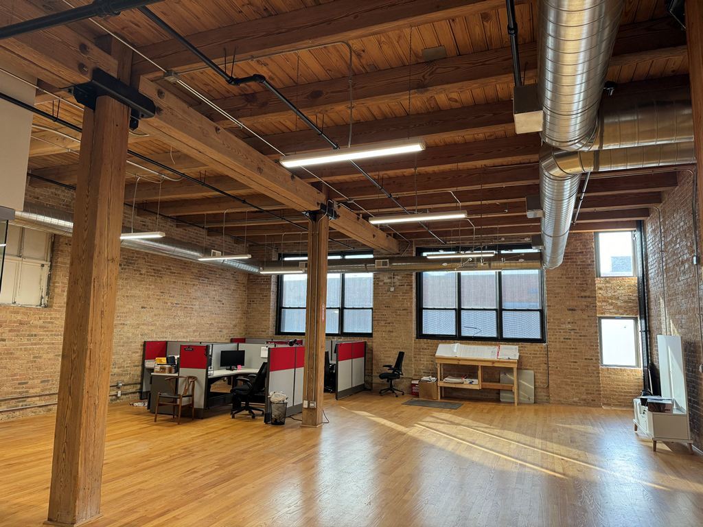 1750 W Fulton Street