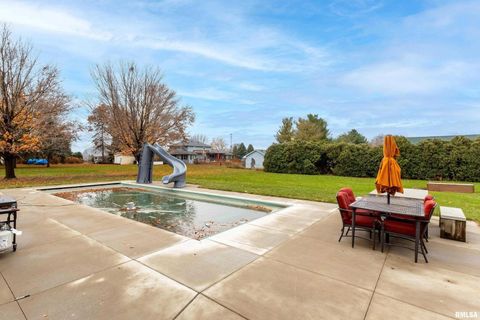 Tiny photo for 20664 N Brady Street, Davenport, IA 52806 (MLS # 12577902)