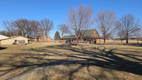 Tiny photo for 20664 N Brady Street, Davenport, IA 52806 (MLS # 12577902)