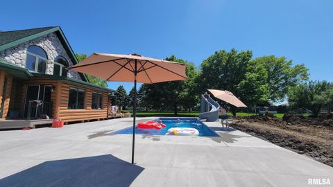 Tiny photo for 20664 N Brady Street, Davenport, IA 52806 (MLS # 12577902)