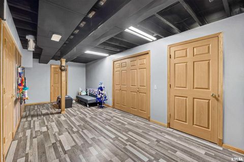 Tiny photo for 20664 N Brady Street, Davenport, IA 52806 (MLS # 12577902)