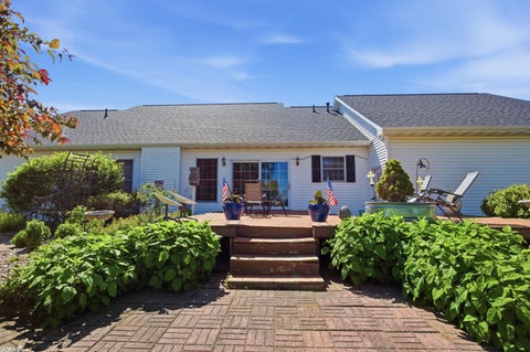 Tiny photo for 2102 Laurel Park Place, Champaign, IL 61822 (MLS # 12648955)