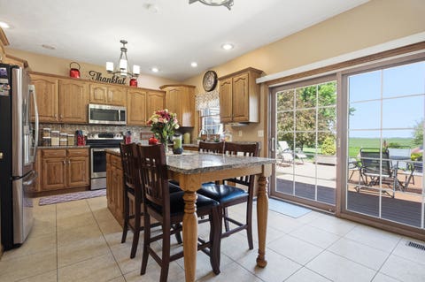 Tiny photo for 2102 Laurel Park Place, Champaign, IL 61822 (MLS # 12648955)