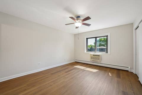 Tiny photo for 928 W Irving Park Road #309, Bensenville, IL 60106 (MLS # 12689161)
