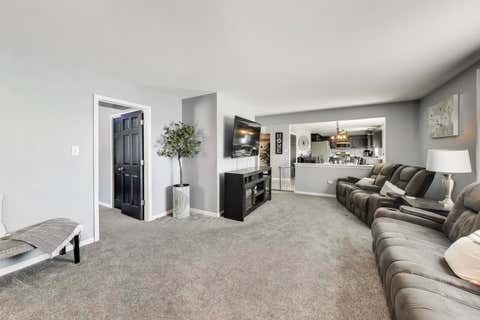 Tiny photo for 8407 Brookside Glen Drive, Tinley Park, IL 60487 (MLS # 12724724)