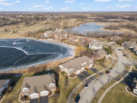 Tiny photo for 12198 Oxford Court, Lemont, IL 60439 (MLS # 12535382)