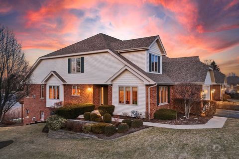 Tiny photo for 12198 Oxford Court, Lemont, IL 60439 (MLS # 12535382)