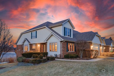 Tiny photo for 12198 Oxford Court, Lemont, IL 60439 (MLS # 12535382)