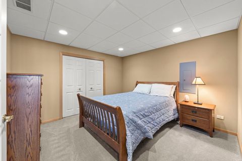 Tiny photo for 12198 Oxford Court, Lemont, IL 60439 (MLS # 12535382)