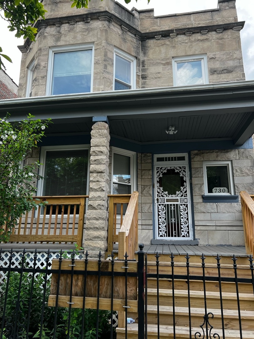 730 N Spaulding Avenue