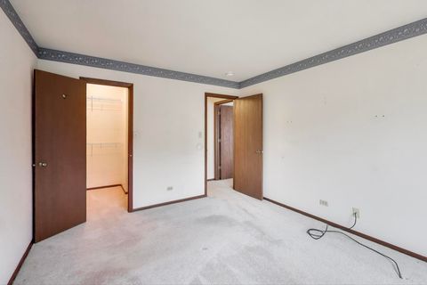 Tiny photo for 1316 Barclay Lane, Deerfield, IL 60015 (MLS # 12522378)