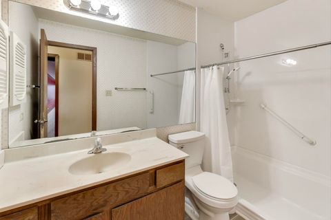 Tiny photo for 1316 Barclay Lane, Deerfield, IL 60015 (MLS # 12522378)