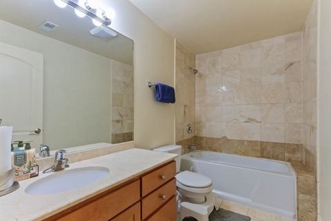 Tiny photo for 6600 S KENWOOD Avenue #1, Chicago, IL 60637 (MLS # 12628762)
