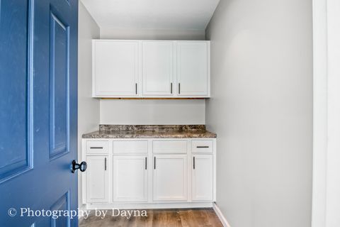 Tiny photo for 296 N Jackson Avenue, Bradley, IL 60915 (MLS # 12471354)