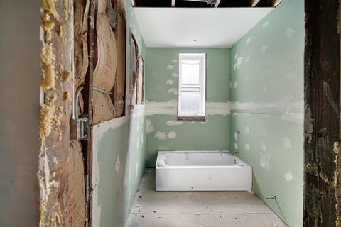 Tiny photo for 8626 S Kingston Avenue, Chicago, IL 60617 (MLS # 12572099)