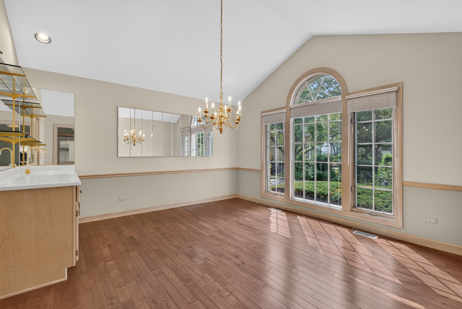 4638 Twin Lakes Lane