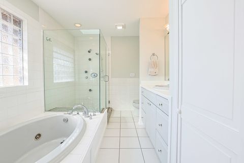 Tiny photo for 3935 Russett Lane, Northbrook, IL 60062 (MLS # 12578861)