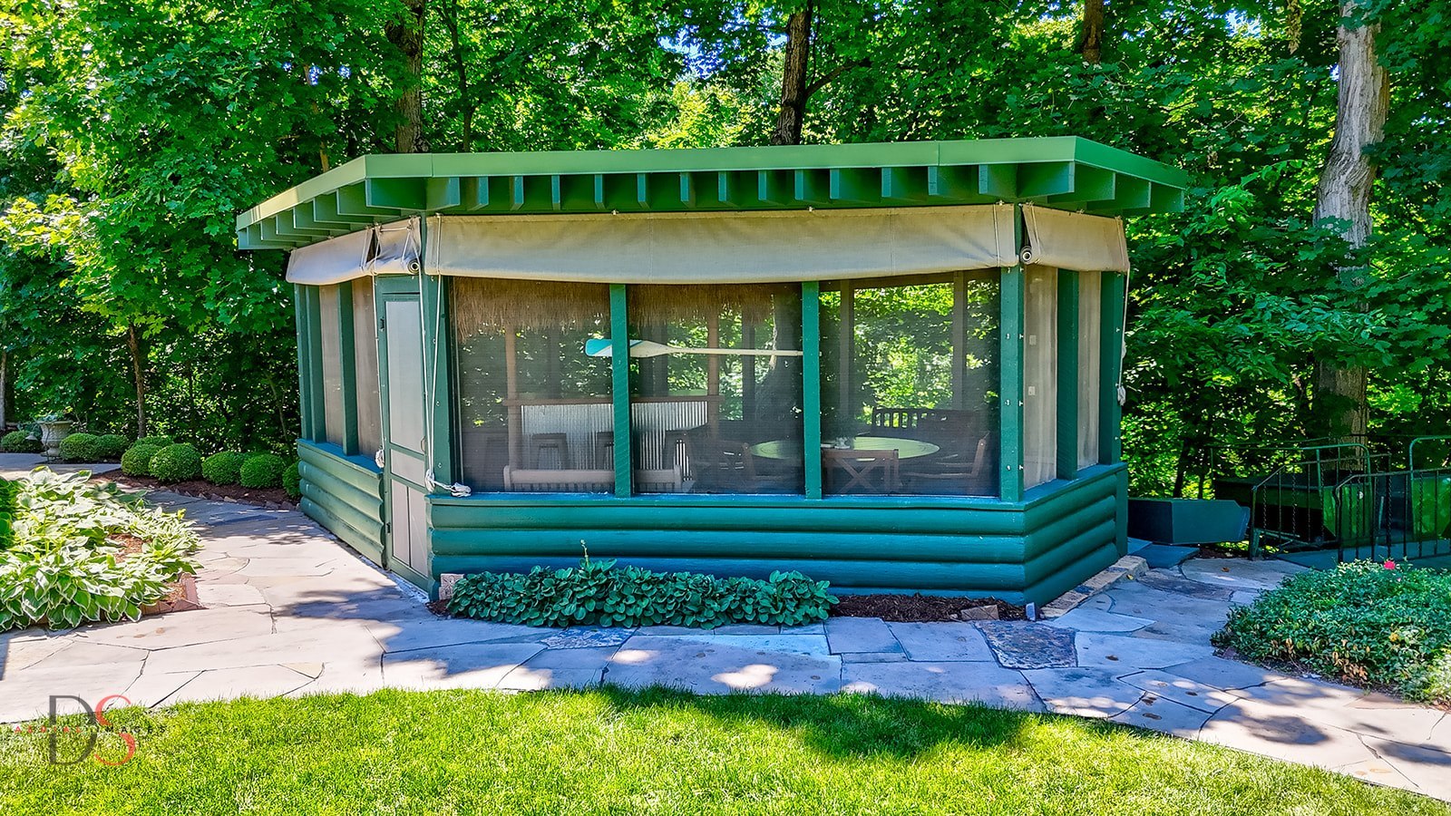 Ottawa, Illinois, 61350, United States, 4 Bedrooms Bedrooms, ,7 BathroomsBathrooms,Residential,Active,1953376