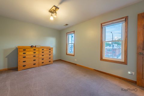 Tiny photo for 604 W 43rd Street, Chicago, IL 60609 (MLS # 12481040)