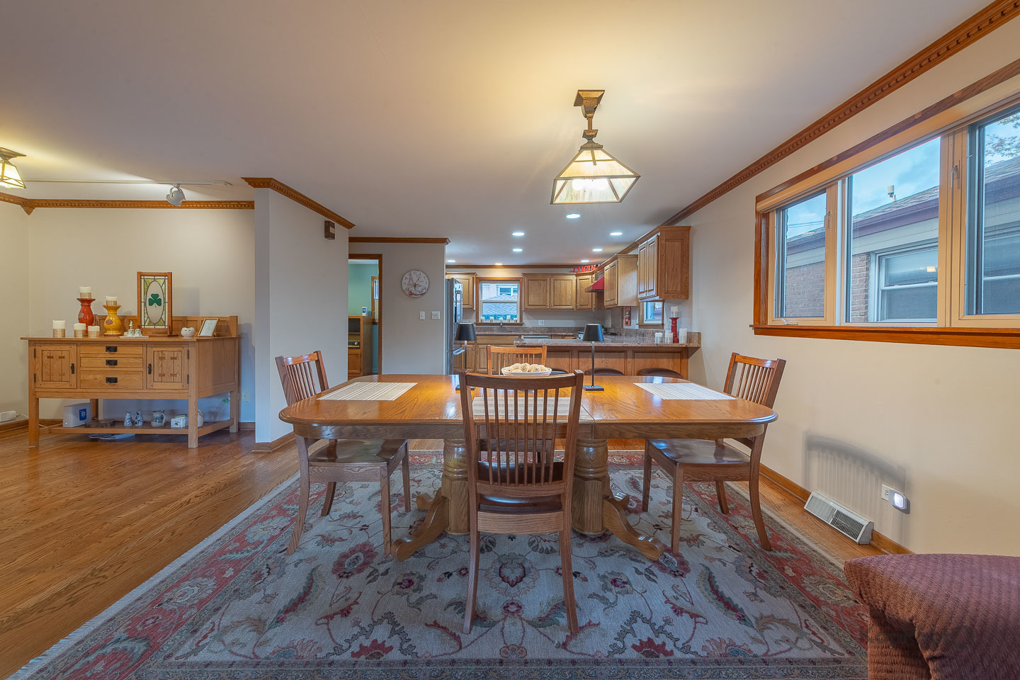 604 W 43rd Street