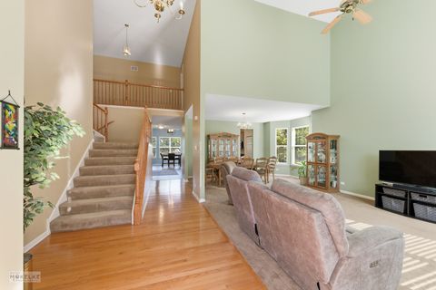 Tiny photo for 621 Mansfield Way, Oswego, IL 60543 (MLS # 12468325)