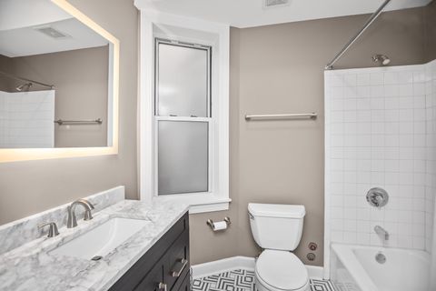 Tiny photo for 1509 Maple Avenue #3, Evanston, IL 60201 (MLS # 12481886)