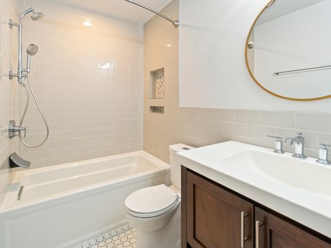 Tiny photo for 203 Valley Drive, Oakwood Hills, IL 60013 (MLS # 12587394)