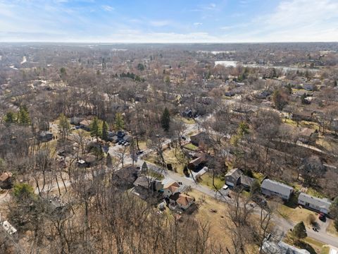 Tiny photo for 203 Valley Drive, Oakwood Hills, IL 60013 (MLS # 12587394)