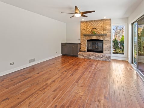 Tiny photo for 203 Valley Drive, Oakwood Hills, IL 60013 (MLS # 12587394)