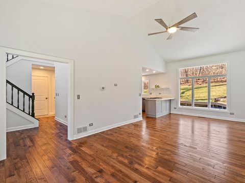 Tiny photo for 203 Valley Drive, Oakwood Hills, IL 60013 (MLS # 12587394)