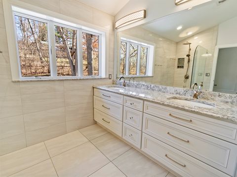 Tiny photo for 203 Valley Drive, Oakwood Hills, IL 60013 (MLS # 12587394)